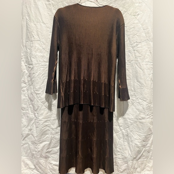 Doncaster Collection Sleeveless Dress Med and Cardigan Small, Color Dark Brown - Picture 5 of 14